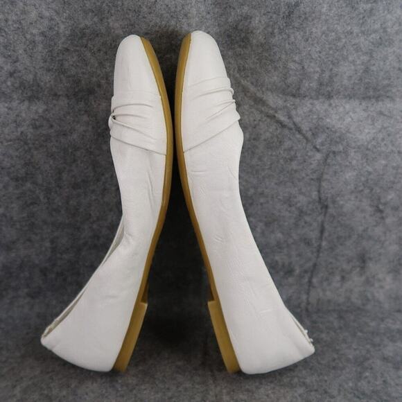 Shoes Womens 10 Ballet Flats Slip On Retro White Classic Vintage Casual - Picture 9 of 15